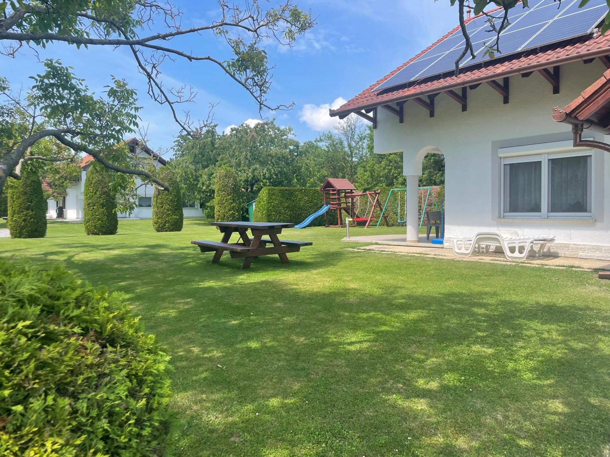 Frankie Iii. * Balatongyörök